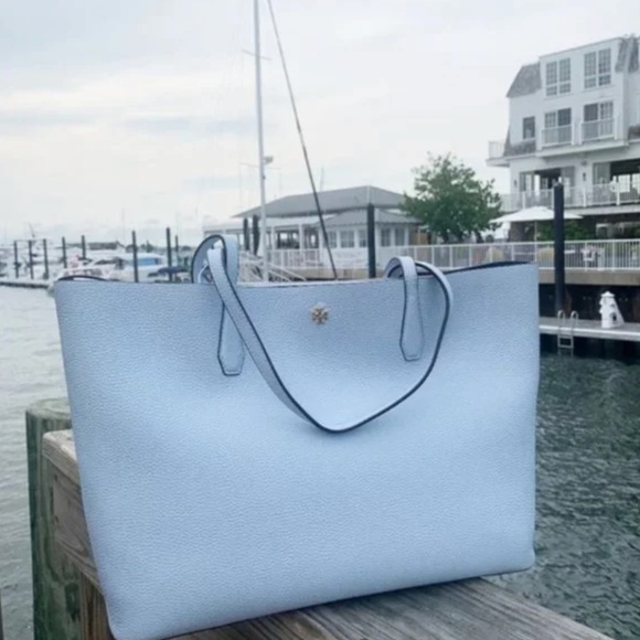 Tory Burch Handbags - tory burch tote bag 🌼